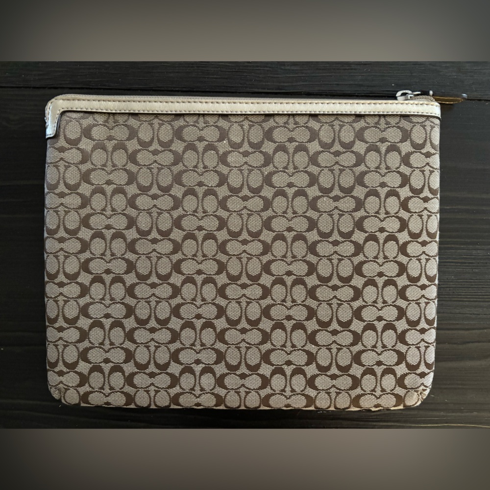 Coach Signature Brown and Cream Pouch